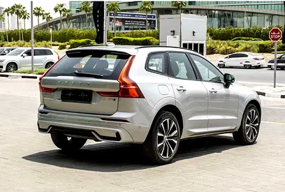 صورة 6 لـ 2024 Volvo XC60