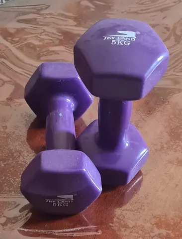 Pair of 5kg purple hex neoprene dumbbells - light weights for home workouts