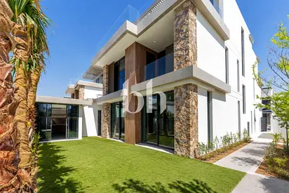 Genuine Park Backing | Large Plot | Fused