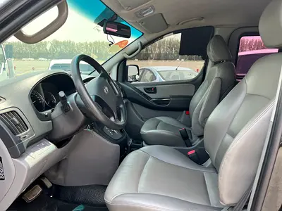 صورة 7 لـ 2017 Hyundai H1