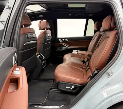 2023 BMW X7 — миниатюра 17