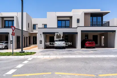 Single Row | Close to Park | Brand New | Vacant