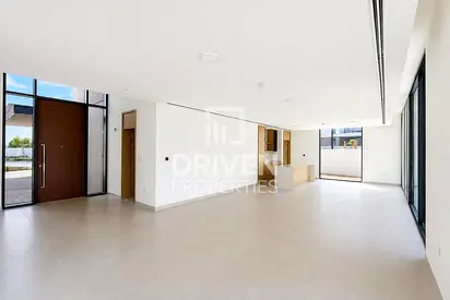 Premium Villa | Near Amenities | Luxury Living
