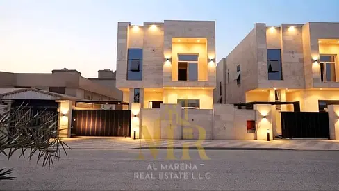 ** فيلا عائلية راقية للبيع في [المويهات 3]عجمان | تصميم مودرن بسعر مميز** فرصة استثمارية وسكنية ممتازة لامتلاك فيلا عائلية واسعة بتصميم عملي توفر
