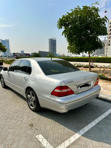 صورة مصغرة 3 لـ 2004 Lexus LS-SERIES