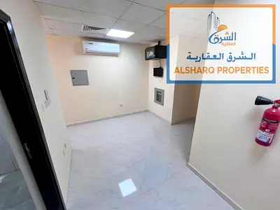 استديوا طابق ارضي مضيئ بالكامل موقع خدمي وقريب من كل الخدمات