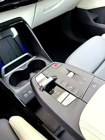 2027 BMW X2 照片 15