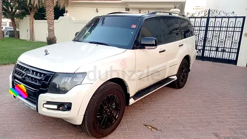 Mitsubishi Pajero Singnatur 3.8 Top 2020 Model No1 Option Fully Automatic GCC Family used Sale