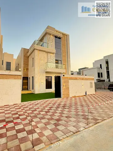 فيلا تضم ​​6 غرف نوم رئيسية