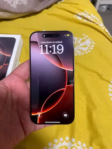 iPhone 16 pro 512 with apple care