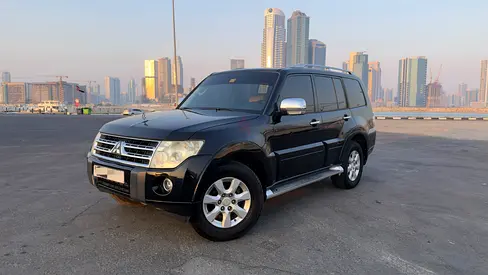Well maintained Mitsubishi Pajero 2010 3.5L V6 engine 4WD GLS top line