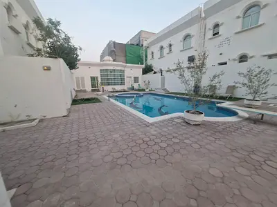 SPACIOUS 4 BEDROOM VILLA IN JUMEIRAH 3 | ELEGANT LIVING | GOOD LOCATION