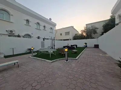 SPACIOUS 4 BEDROOM VILLA IN JUMEIRAH 3 | ELEGANT LIVING | GOOD LOCATION