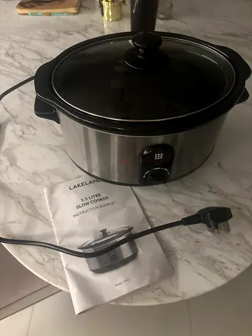 Lakeland 3.5L Slow Cooker - Good Working Condition