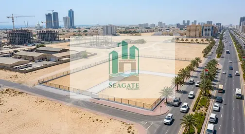 أرض تجارية وسكنية للبيع | الجرف الصناعية 2، عجمان
