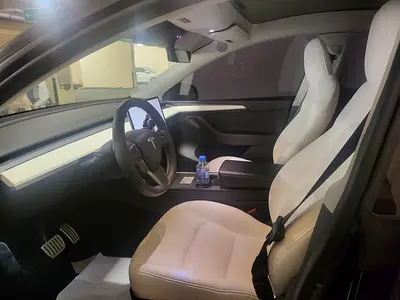 2023 Tesla MODEL Y thumbnail 6