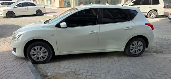 صورة 9 لـ 2015 Nissan TIIDA