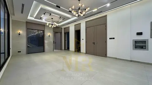 🔥 فيلا فاخرة للبيع في الحليو 2 – عجمان | 5 غرف ماستر | طابقين وروف | أفضل التشطيبات | 2.2 مليون