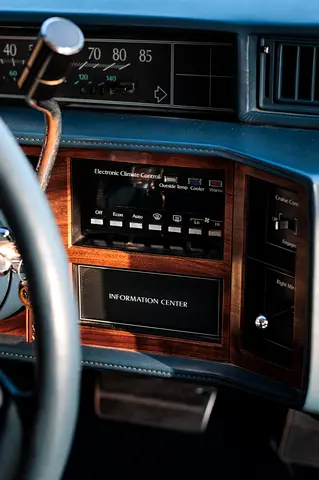 1987 Cadillac DTS/DE VILLE photo 7