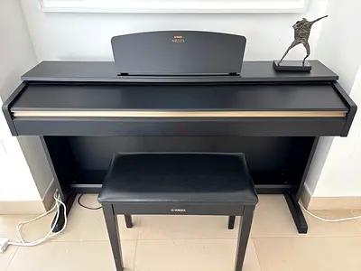 Digital Piano Yamaha Arius YDP-161B