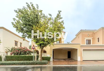 Vacant | Single Row | Close to Pool