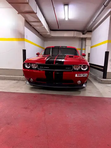 Dodge Challenger SRT8 6.4L HEMI 2012 – GCC – Agency Paint – Excellent Condition