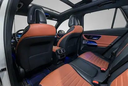 صورة مصغرة 16 لـ 2025 Mercedes-BENZ GLC