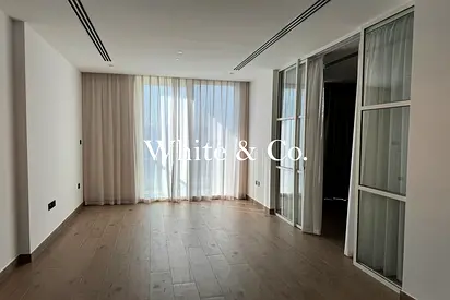 Bright 1BR | Balcony | Haven Gardens
