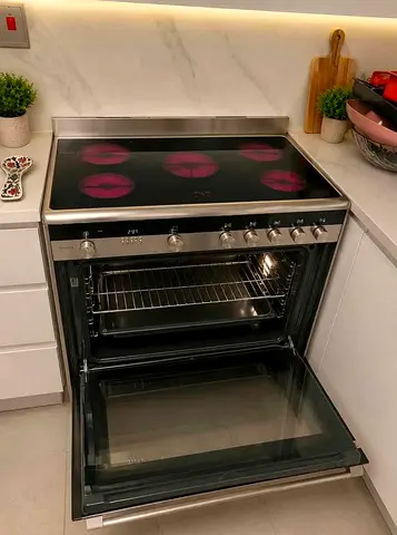 Free Delivery- SIEMENS iQ700 5-Burner Electric Ceramic Cooking Range 90x60 CM Dual Fan Dual lights