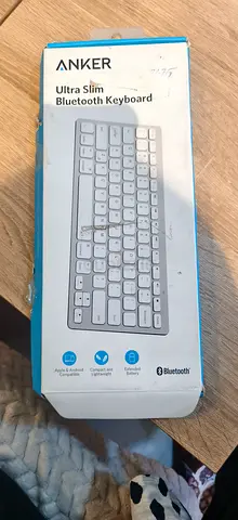 Anker Ultra Slim Bluetooth Keyboard (White)