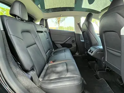 Tesla Model Y Performance, миниатюра 10