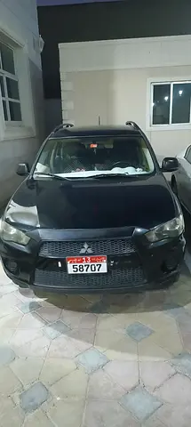 Mitsubishi Outlander GLS 2011 GCC Specs - Reliable SUV