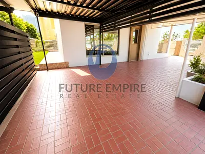 Spacious 3 Bedroom Villa | Prime Location Al Mankhool