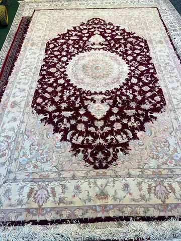 Traditional Persian Style Rug in Maroon and Cream
