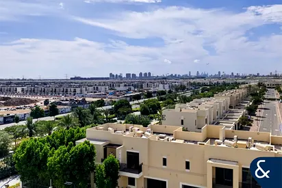 Townhouse View | Mid Floor | Avail 28th Sep