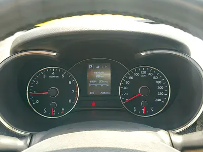 2016 KIA K3 缩略图 11