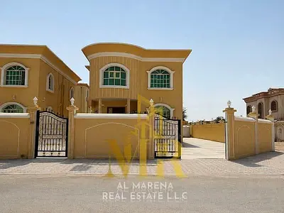 ** فيلا واسعة للبيع في المويهات 2 – عجمان | شاملة الكهرباء والمياه والمكيفات** فرصة عائلية ممتازة لتملك فيلا بمساحة أرض كبيرة ومواصفات عملية توفر ** ف