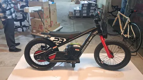 Kids 16" Electric Battery Powered Motor Bike - Black