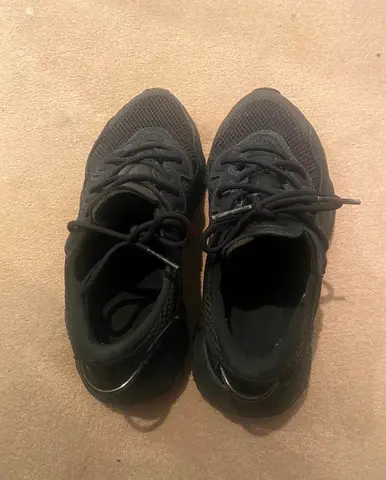 Black women’s athletic sneakers, gently used, size 5 UK