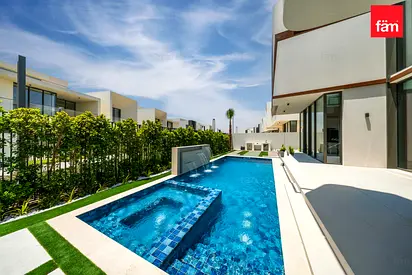 Rennovated | Luxury | Basement | Ready