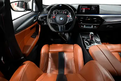 صورة مصغرة 8 لـ 2019 BMW M5