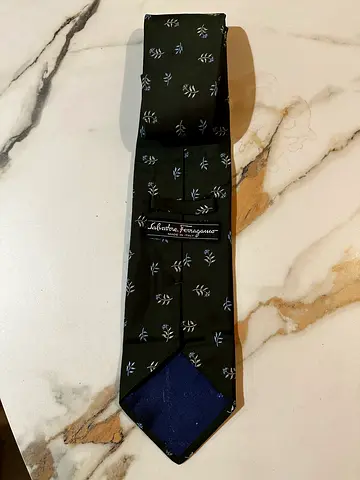Dark green patterned men's tie - classic design