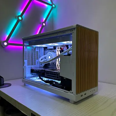 Mini ITX RTX 5070TI Ryzen 7 9800X3D Wood Gaming PC