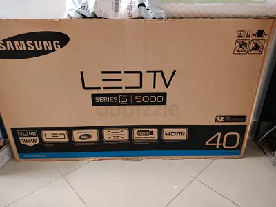 Brand new in original packaging Non- smart Samsung 40" LED TV Series 5 (Model 5000) - In Box