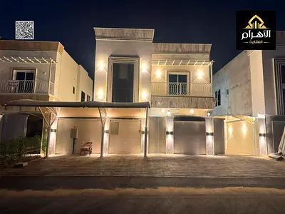 Luxury villa for sale, 5 master bedrooms. Price includes registration and ownership fees, water, electricity, and air conditioning.