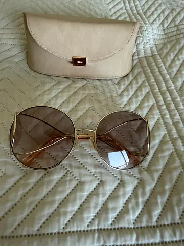 Chloé designer eyeglasses / sunglasses arm - branded piece