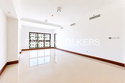 Unfurnished | Spacious | Prime Location
