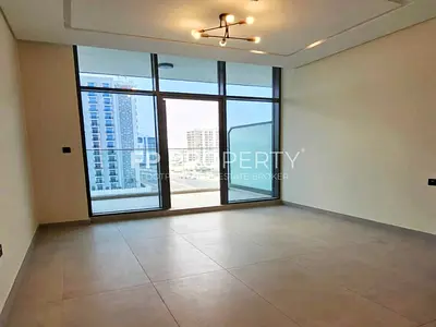 Spacious Studio Apartment | Near Metro | Ready to Move