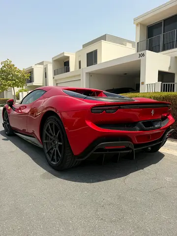 صورة 2 لـ 2024 Ferrari 296 GTS