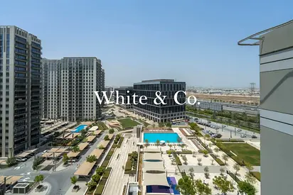 Vacant now | Pool View | Multiple Options